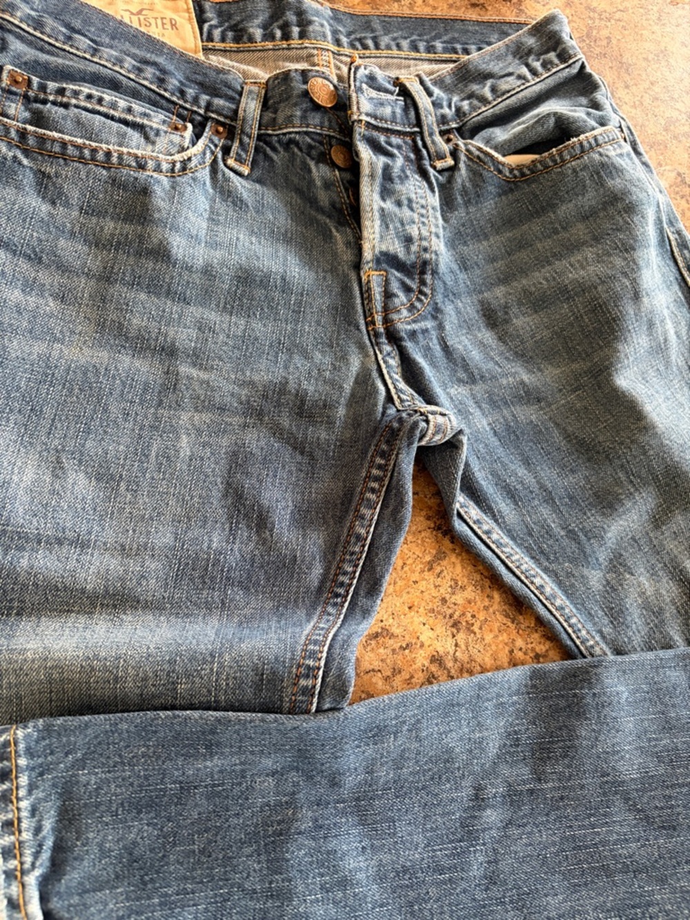 Hollister Men's Light Blue Slim Straight Denim Jeans